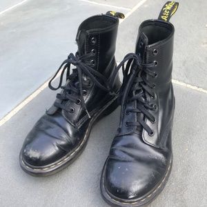 Doc Martens "1460 GREASY" Boots in Black